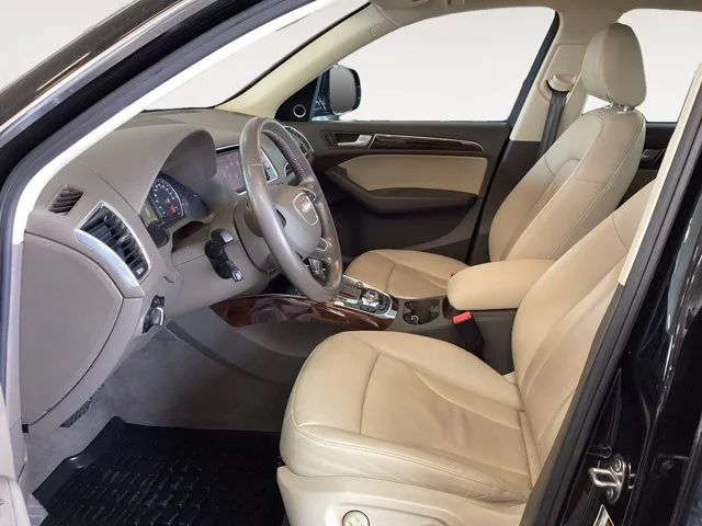 Used 2015 Brilliant Black Audi Premium Plus image 9