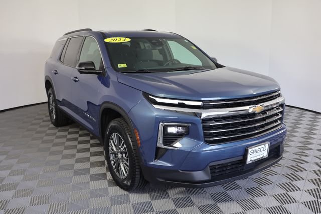 2024 Chevrolet Traverse FWD LT's photo