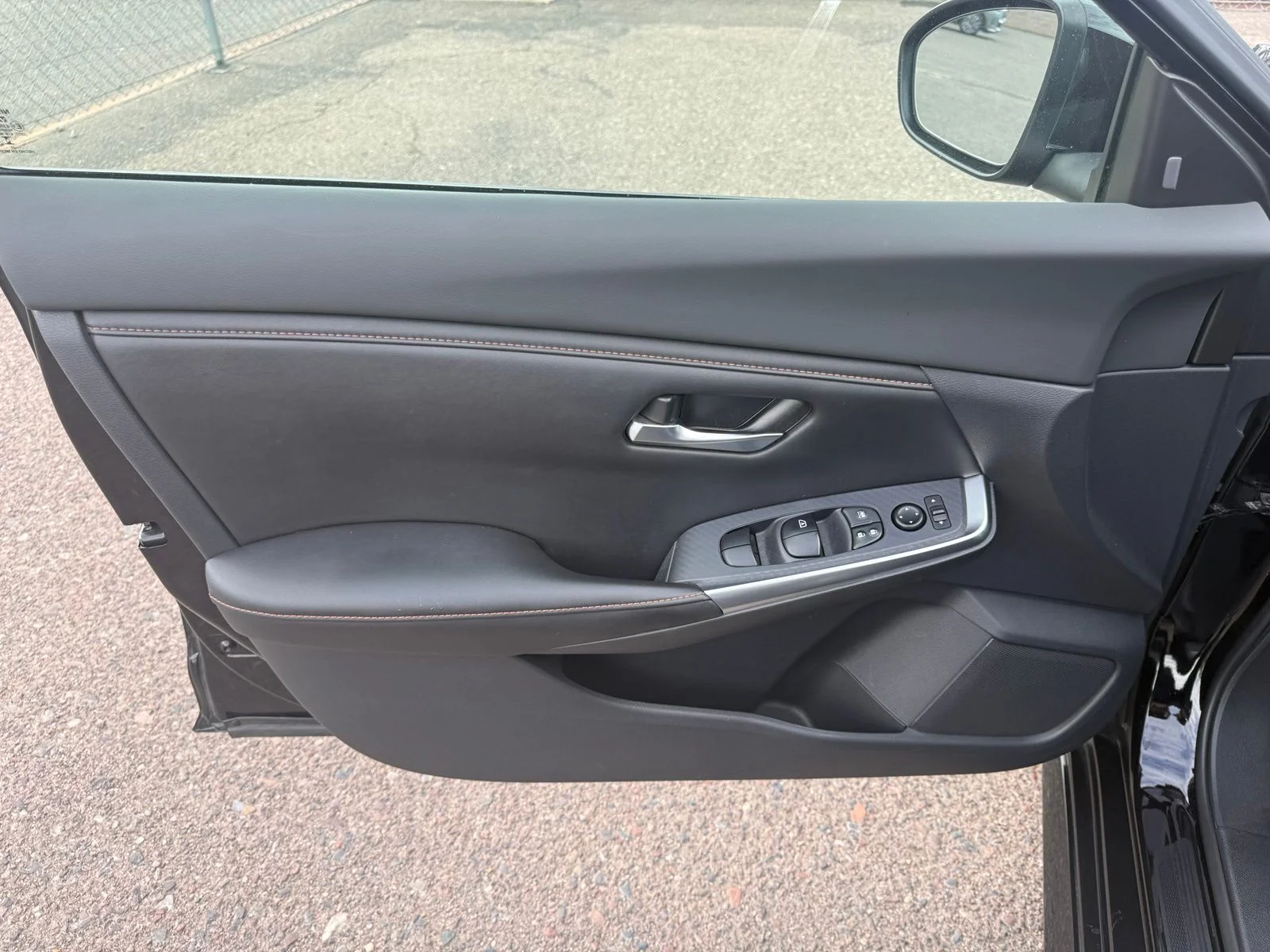 Used 2023 Super Black Nissan SR image 14