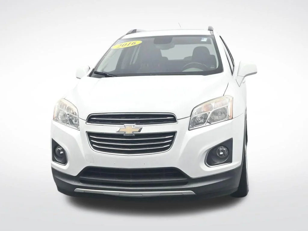 Used 2016 Summit White Chevrolet LTZ image 2