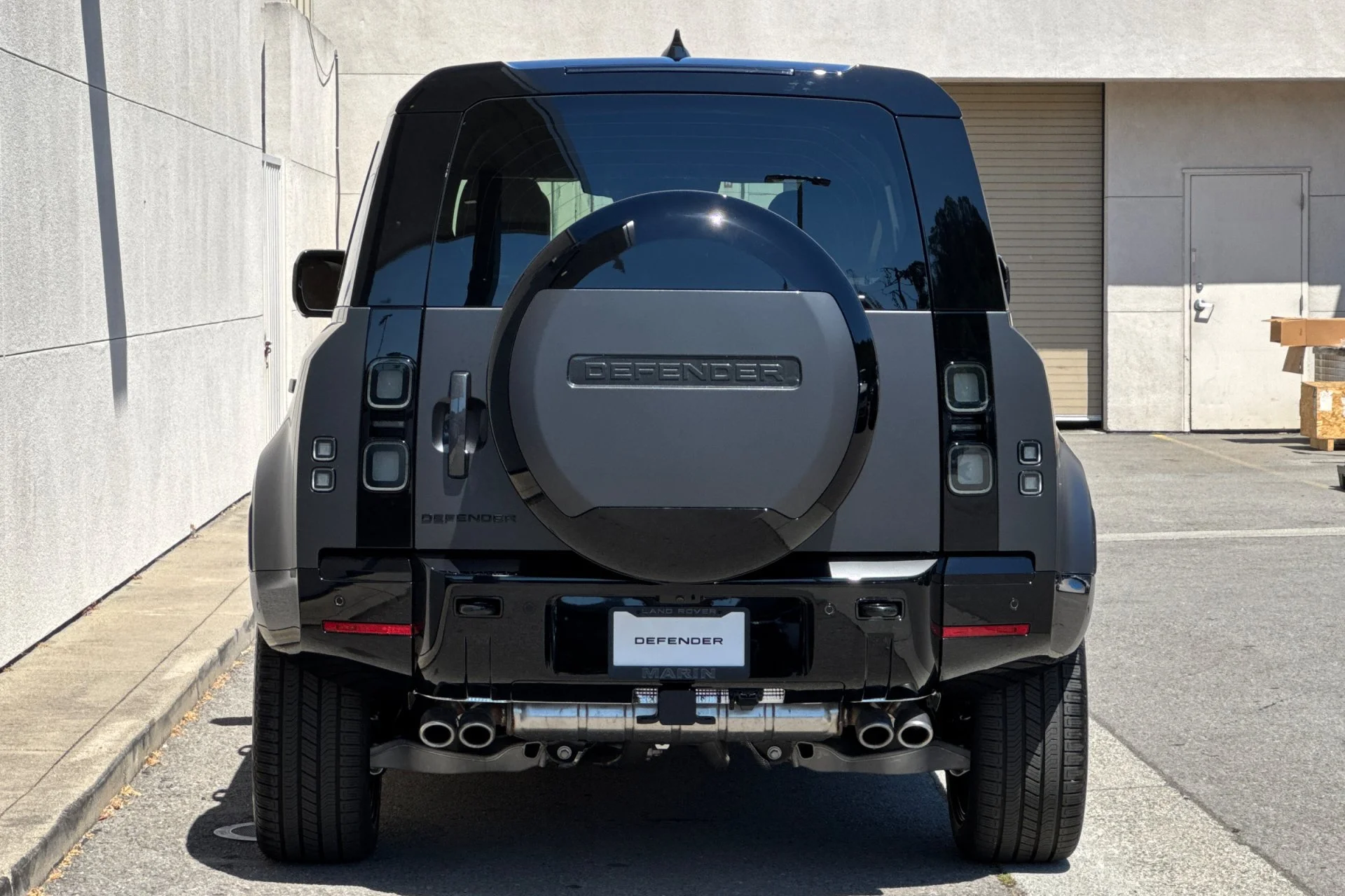 New 2026 Carpathian Grey Land Rover X-Dynamic SE image 7