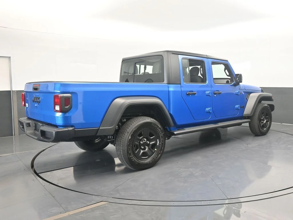 New 2026 Hydro Blue Pearl-Coat Exterior Paint Jeep Sport image 6