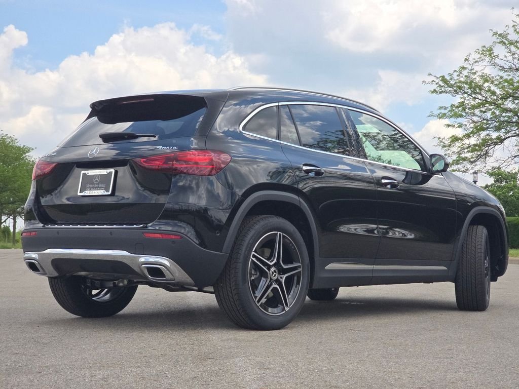 New 2026 Cosmos Black Metallic Mercedes-Benz GLA 250 image 16