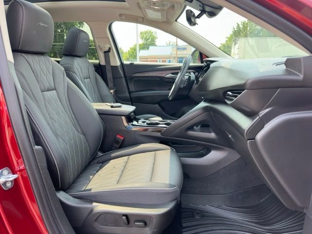 Used 2023  Buick Avenir image 7