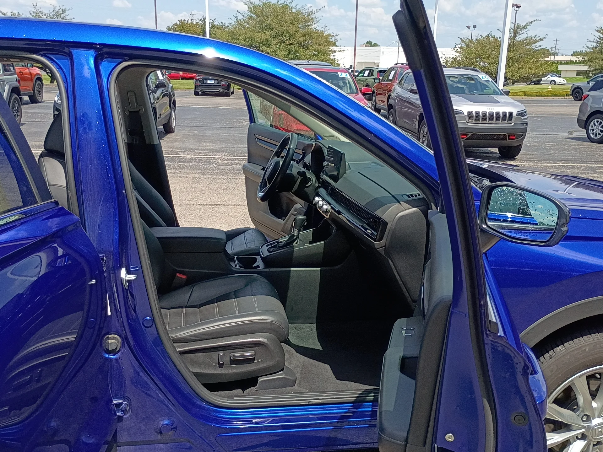 Certified Used 2024 BLUE Honda EX-L image 16