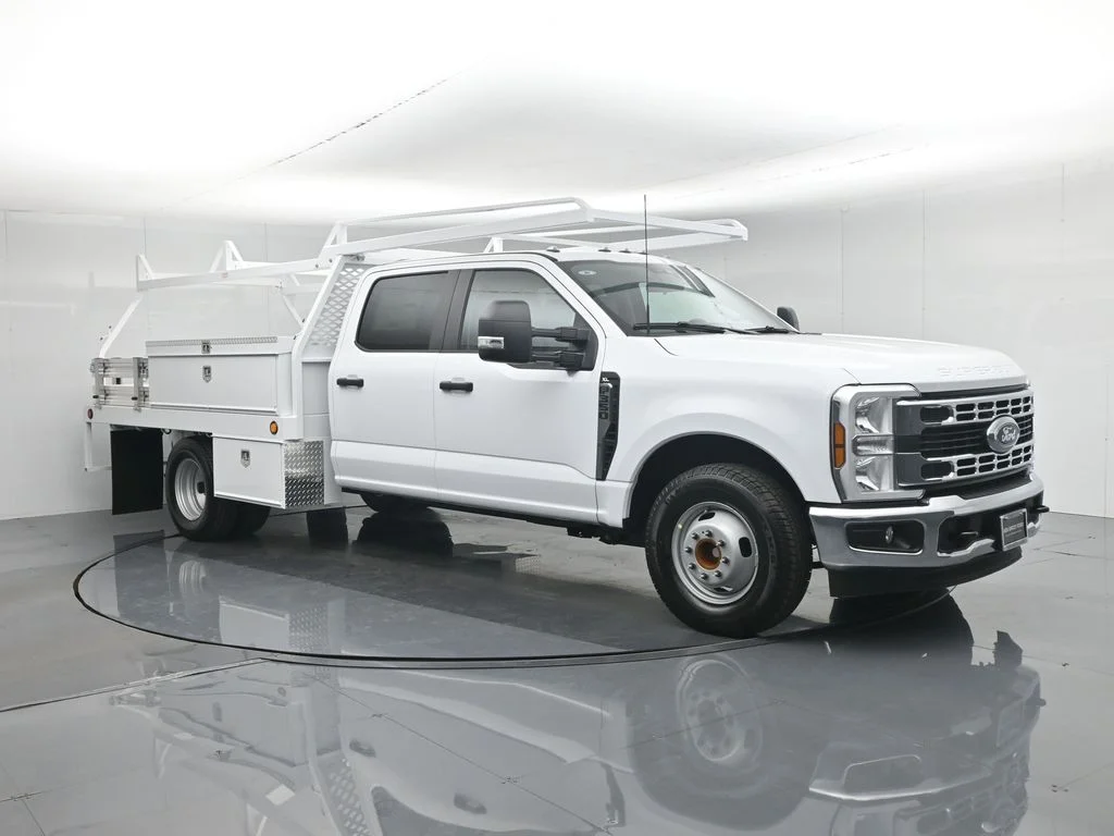 New 2026 Oxford White Ford XL image 38