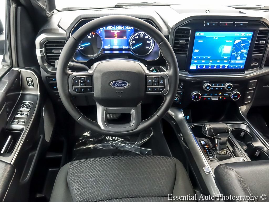 Used 2023 Blue Ford XLT image 12