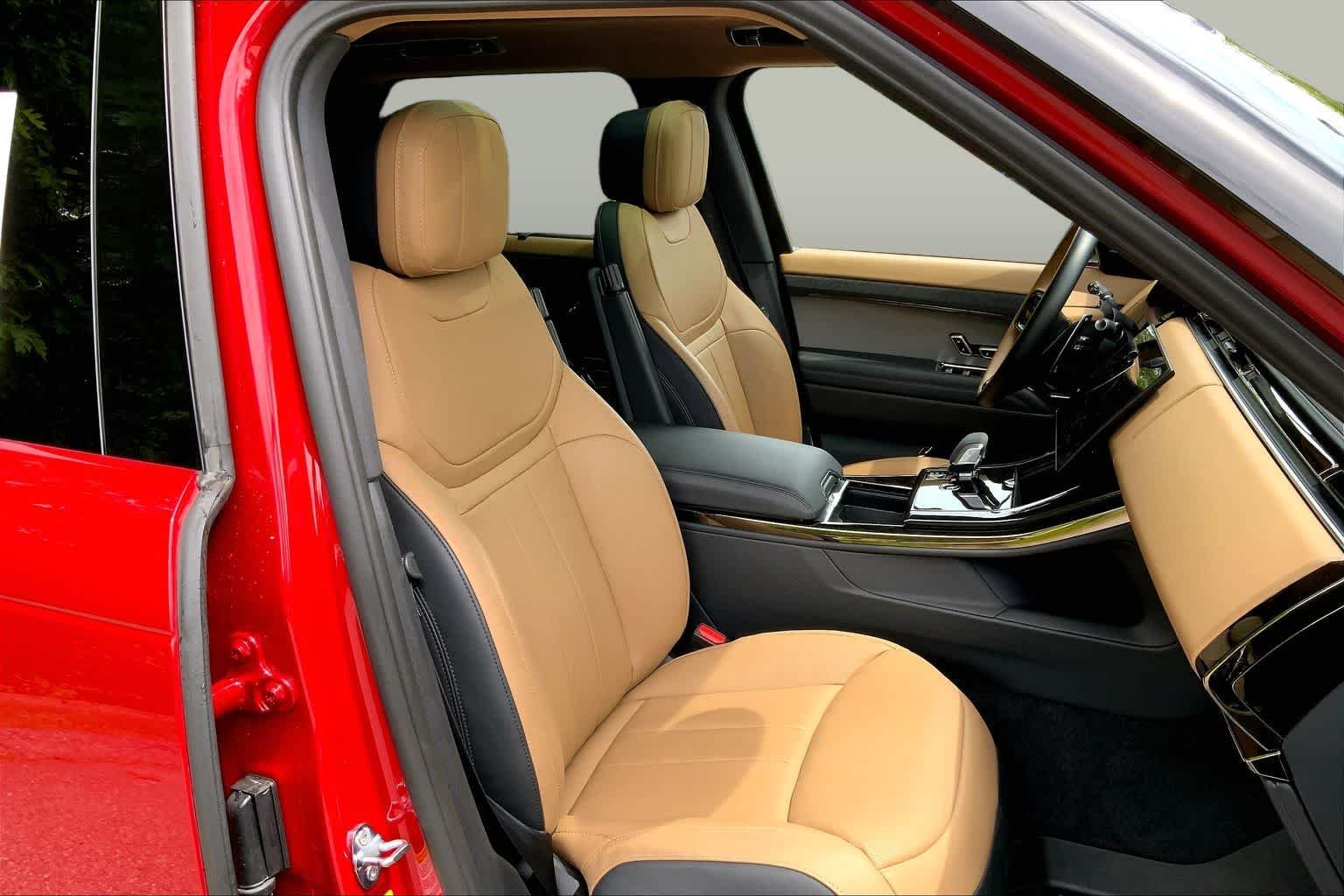 Used 2025 Firenze Red Metallic Land Rover Dynamic SE image 8
