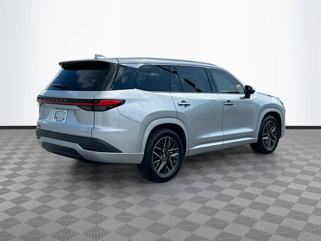 Used 2024 Silver Lexus 350 Luxury image 5