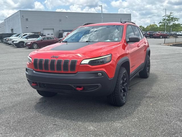 Used 2021 Orange Jeep Trailhawk image 9