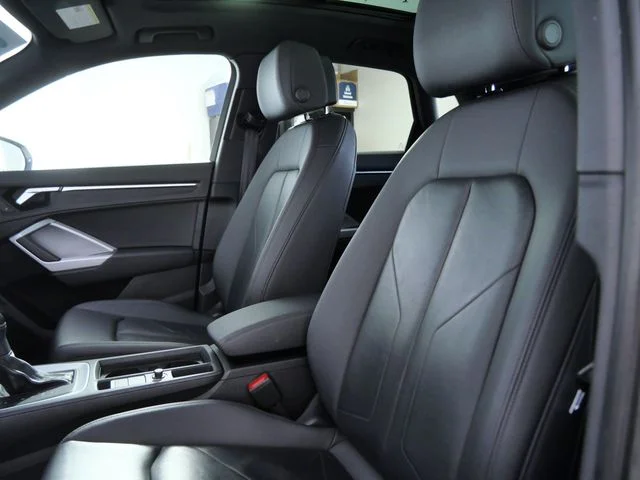 Used 2019  Audi 2.0T Premium image 16