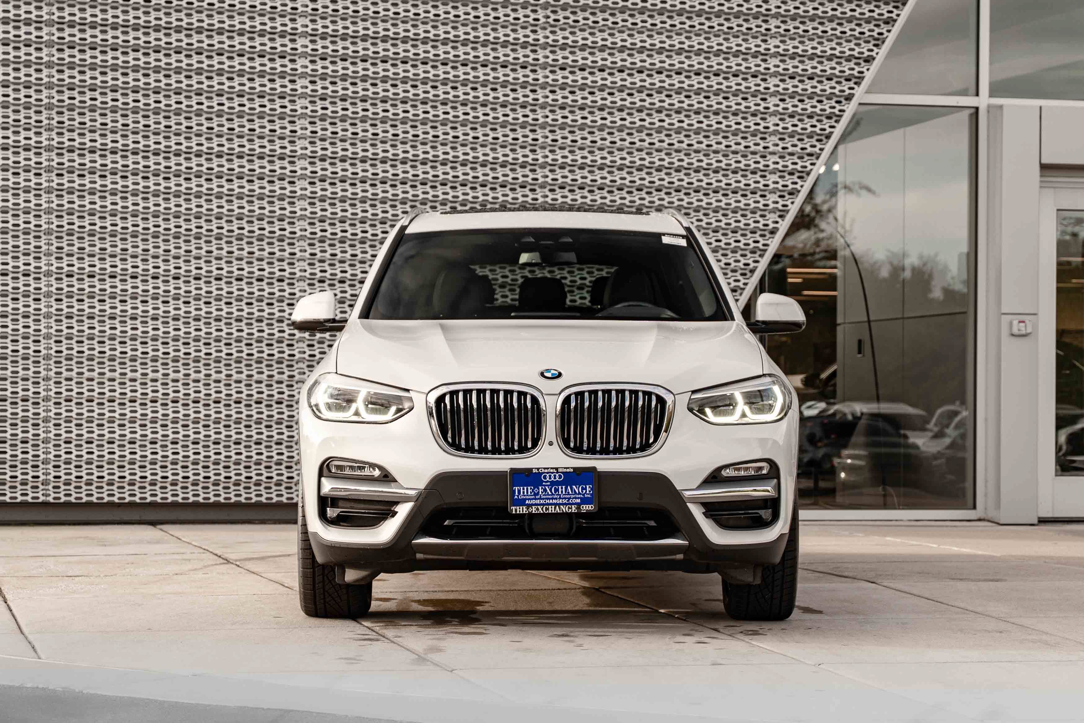 Used 2018 Mineral White Metallic BMW xDrive30i image 30