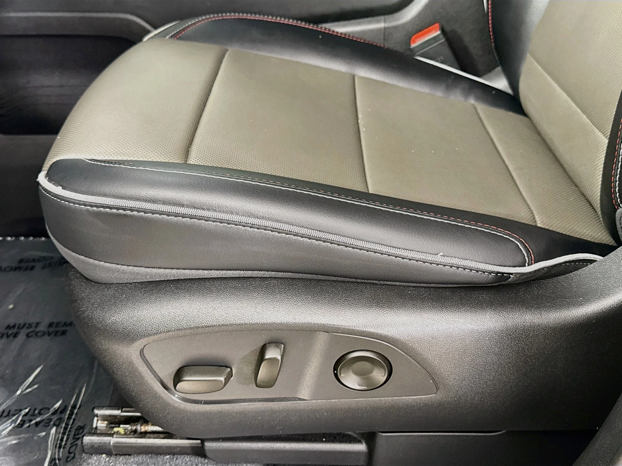 Used 2026 Black Chevrolet Trail Boss - Extended Range image 22