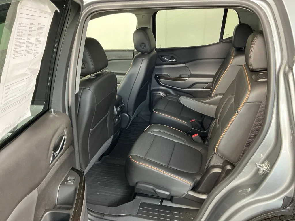 Used 2023 STERLING METALLIC GMC AT4 image 17