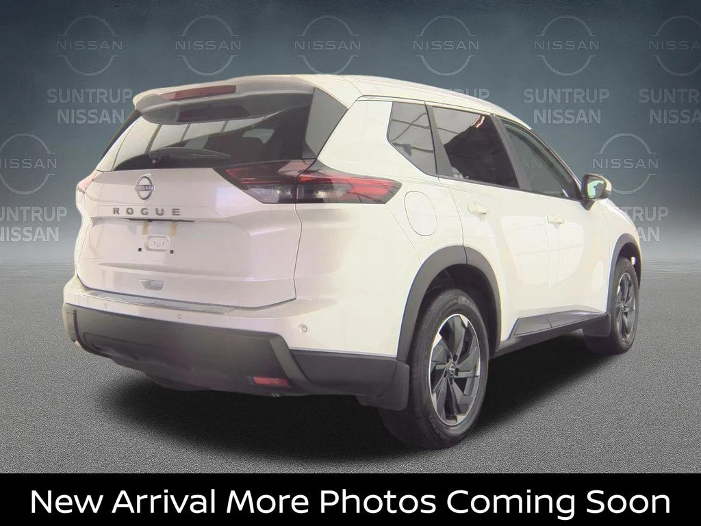 Certified Used 2025 White/off-white Nissan SV image 3