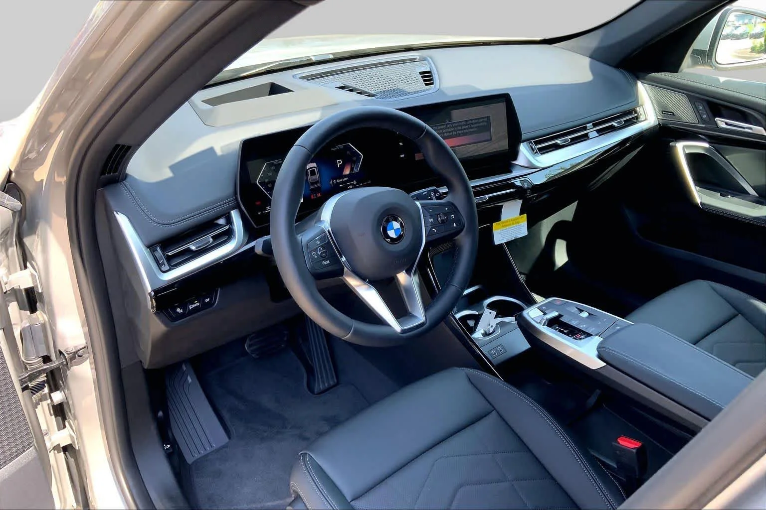 New 2026 Space Silver Metallic BMW xDrive28i image 8