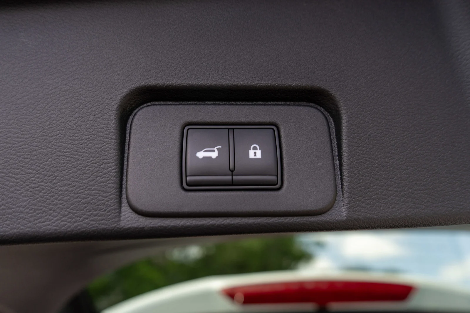 Used 2023 Pearl White Tricoat Nissan SV image 10