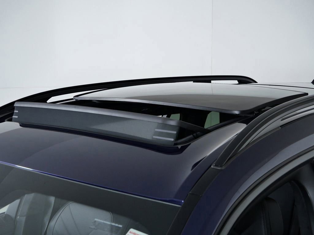 Certified Used 2026 Tanzanite Blue II Metallic BMW xDrive40i image 22