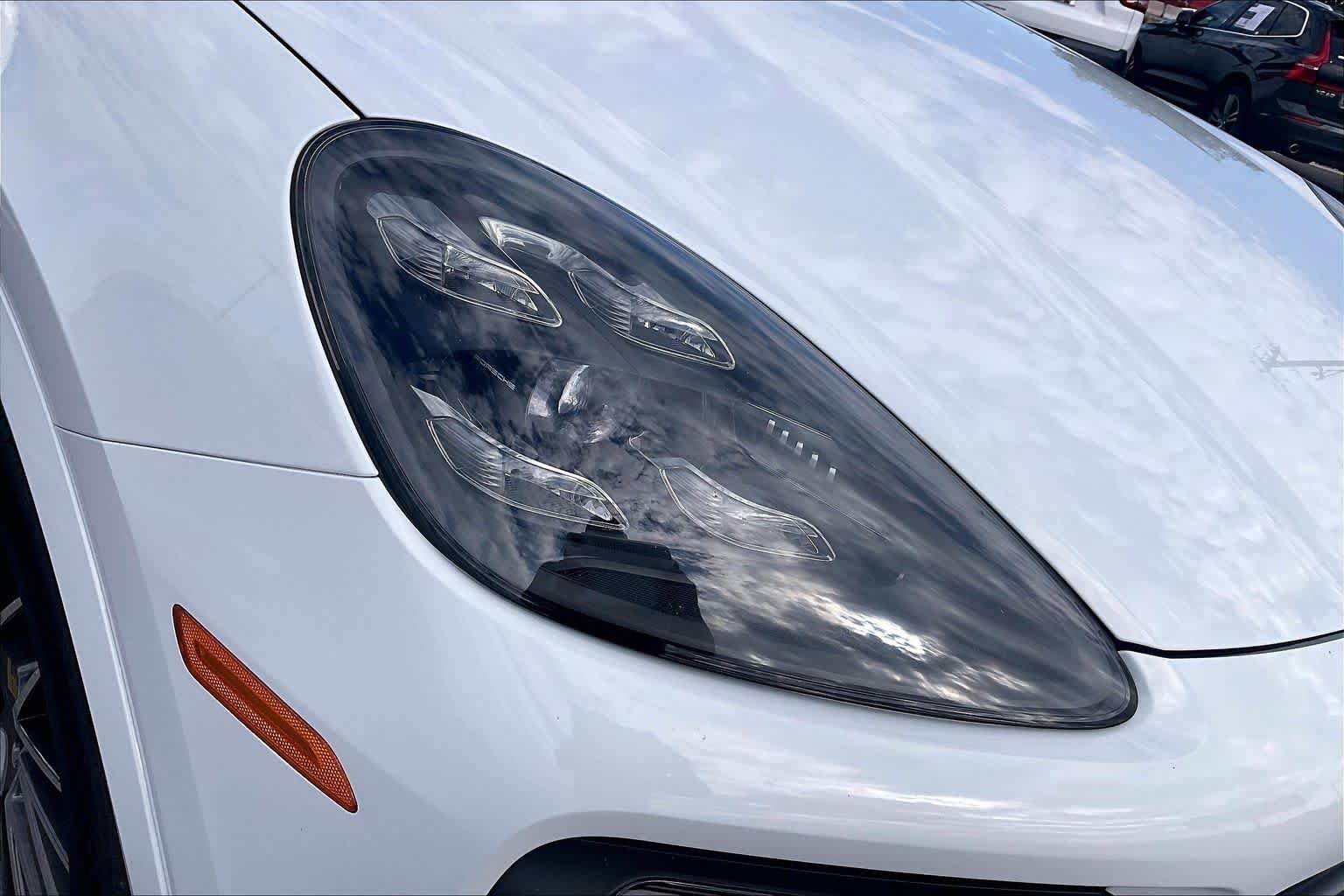 Used 2022  Porsche  image 27