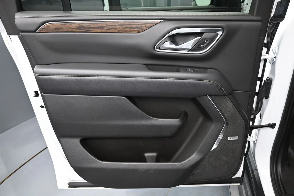 Used 2023 White Chevrolet Premier image 20
