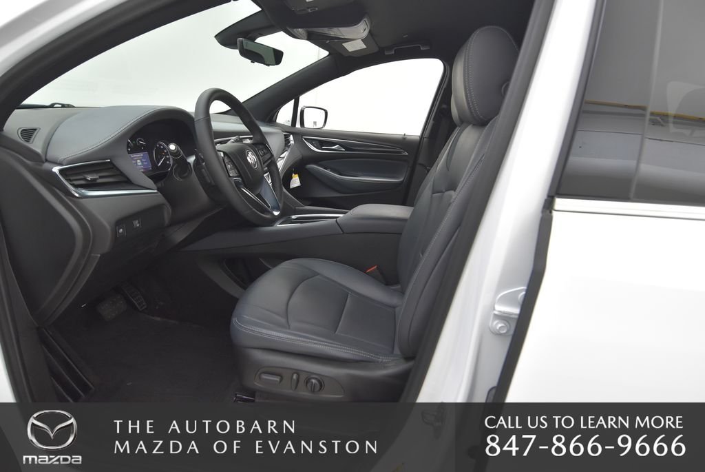 Used 2022 Summit White Buick Essence image 24