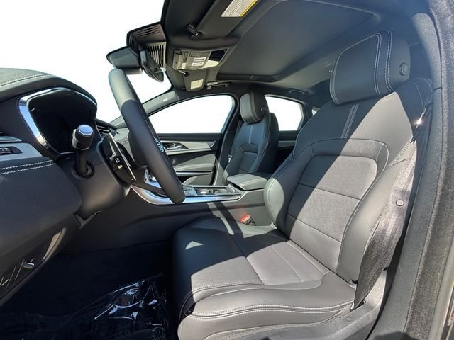 New 2024 Santorini Black JAGUAR P300 R-DYNAMIC SE AWD image 10