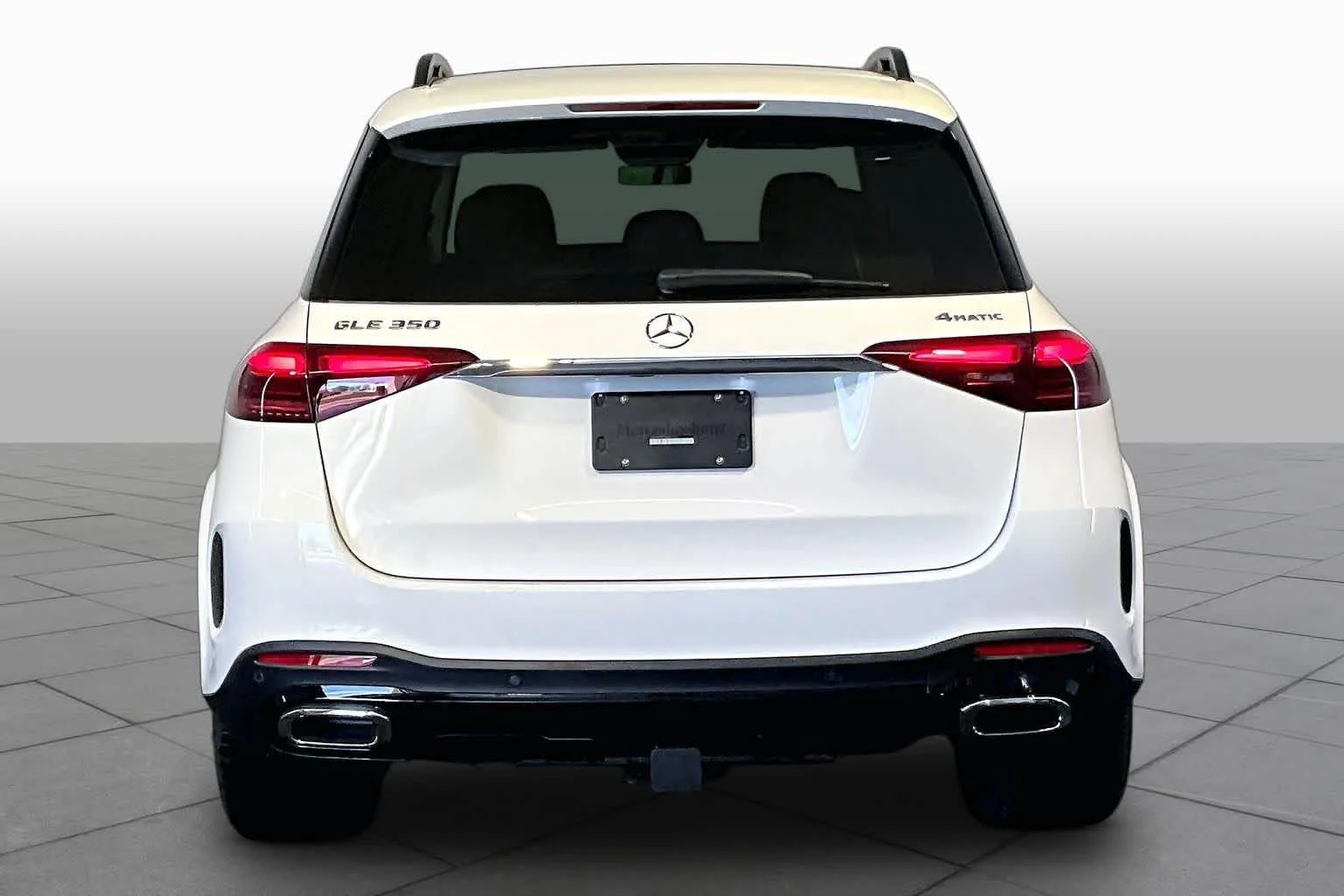 New 2026 Polar White Mercedes-Benz GLE 350 image 4