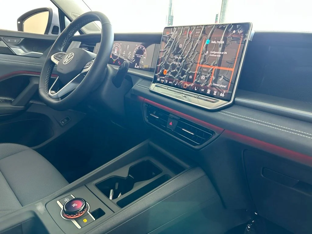 2026 Volkswagen Tiguan SE - Photo 29