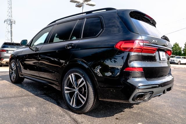 Used 2022 Black Sapphire Metallic BMW xDrive40i image 8