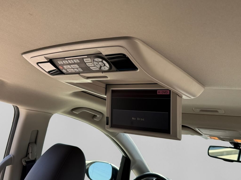 Used 2014 White Diamond Pearl Honda Touring image 7