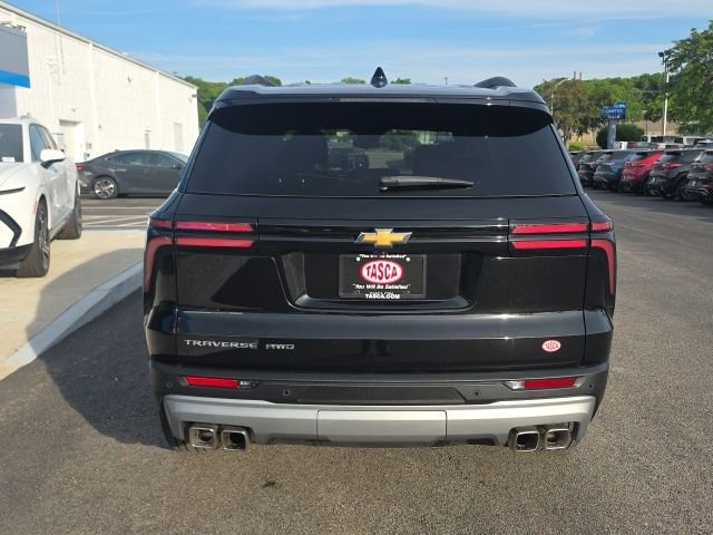 Used 2026 Black Chevrolet LT image 3