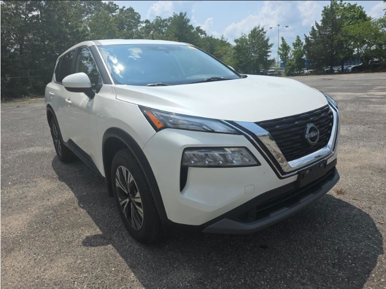 Used 2023 White Nissan SV image 1