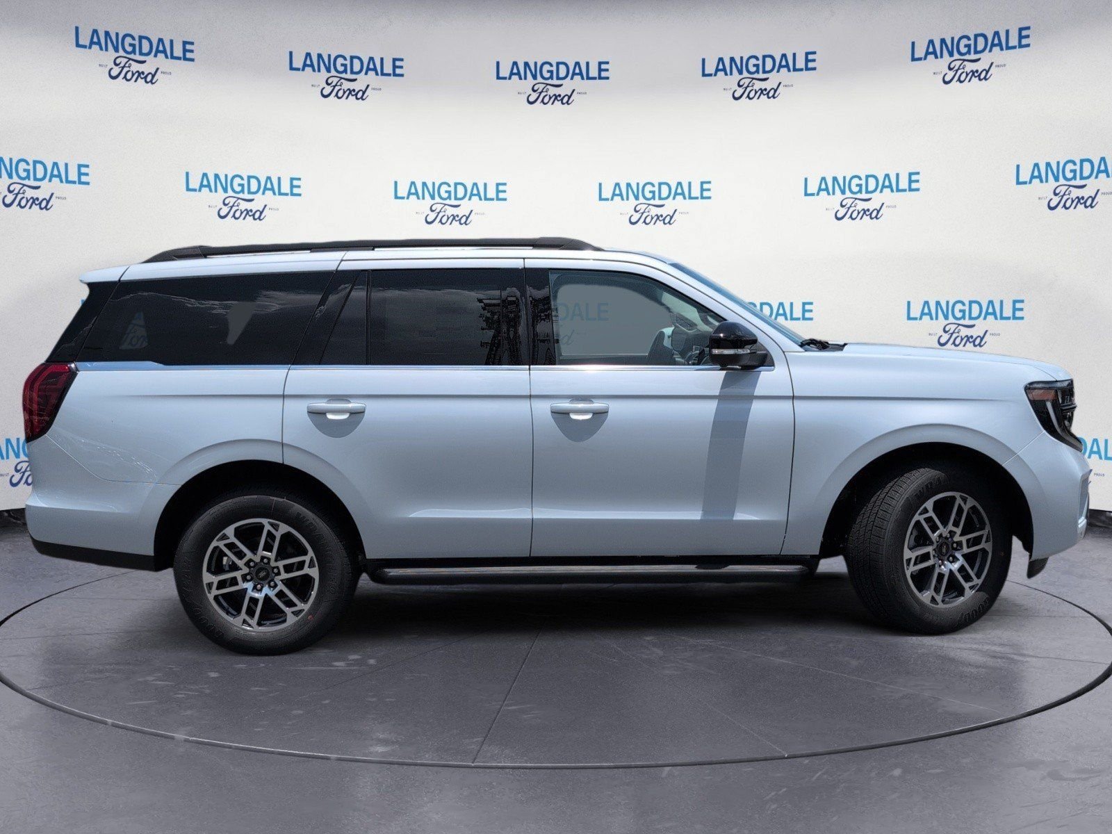 New 2026 Space Silver Metallic Ford Active image 3