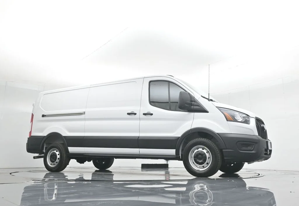 New 2026 White Ford Base image 3