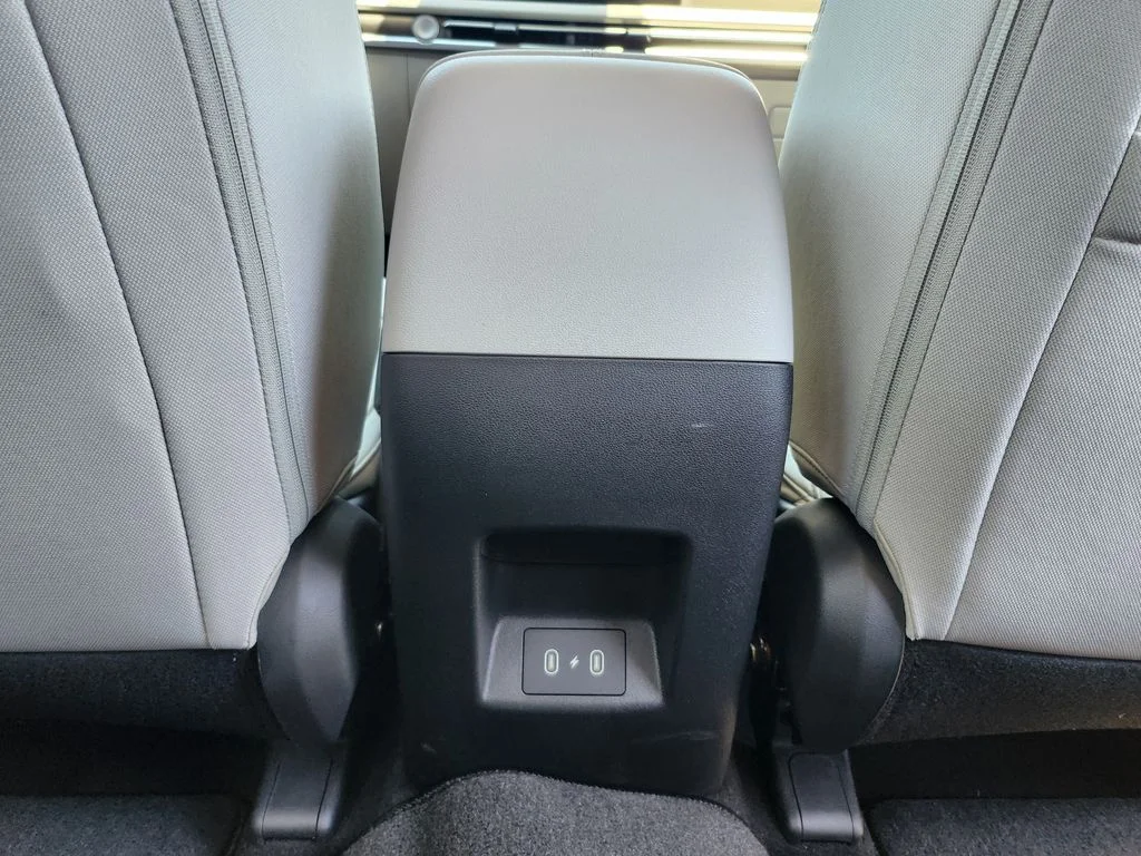 New 2026 Silver Hyundai SE image 21