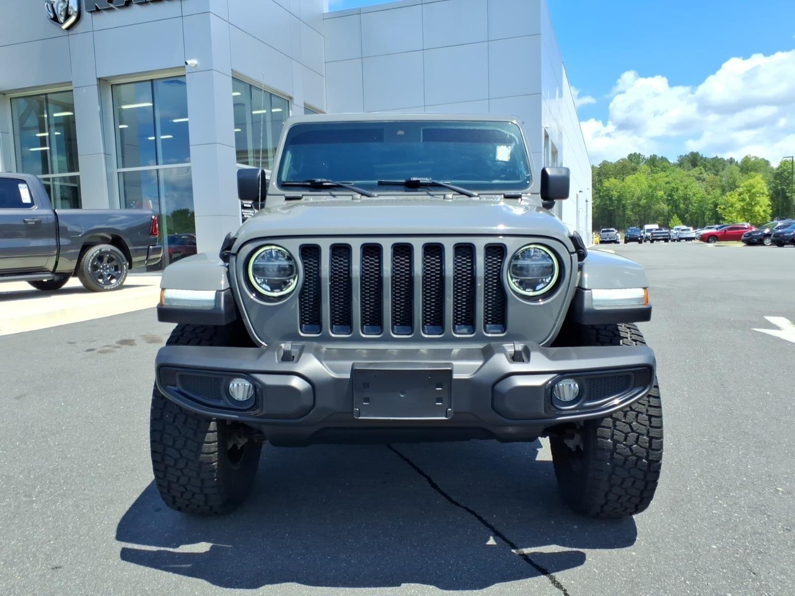 Used 2021 Sting-Grey Jeep Unlimited Altitude image 14
