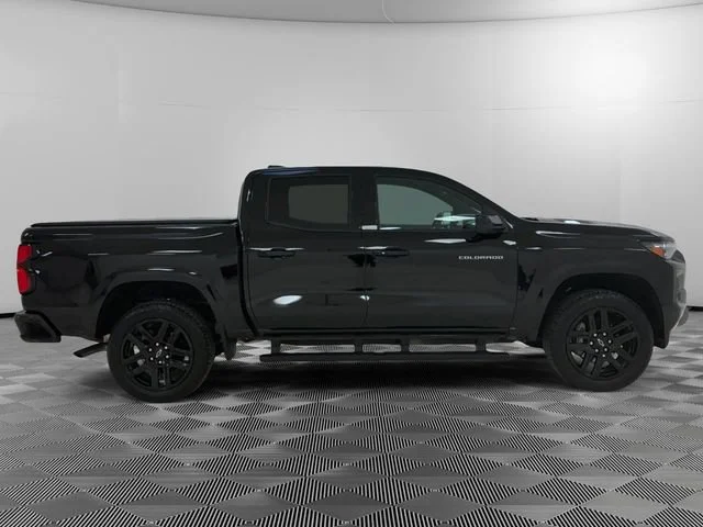 Certified Used 2025 Black Chevrolet Z71 image 6