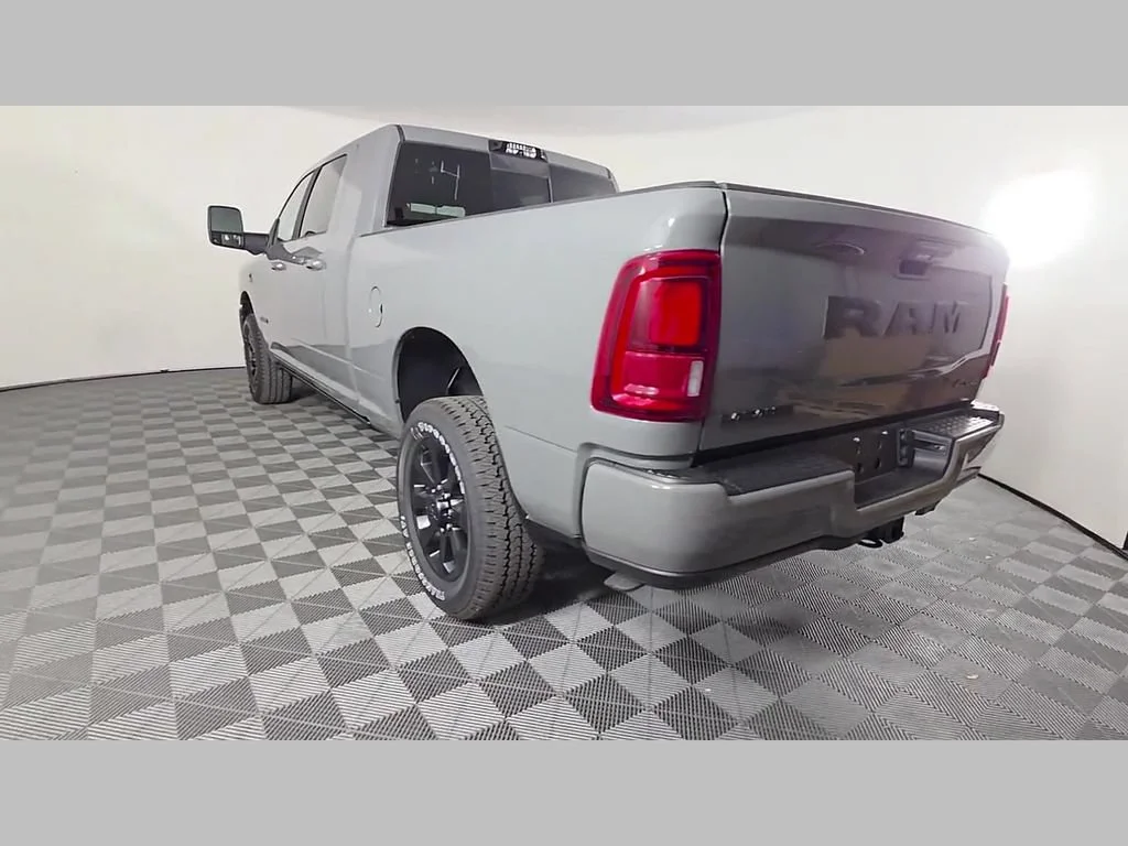 New 2026 Ceramic Gray Clear-Coat Exterior Paint RAM Laramie image 30