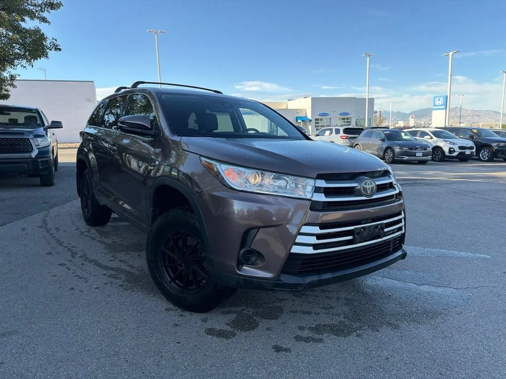 Used 2017 Walnut Toyota LE Plus image 1