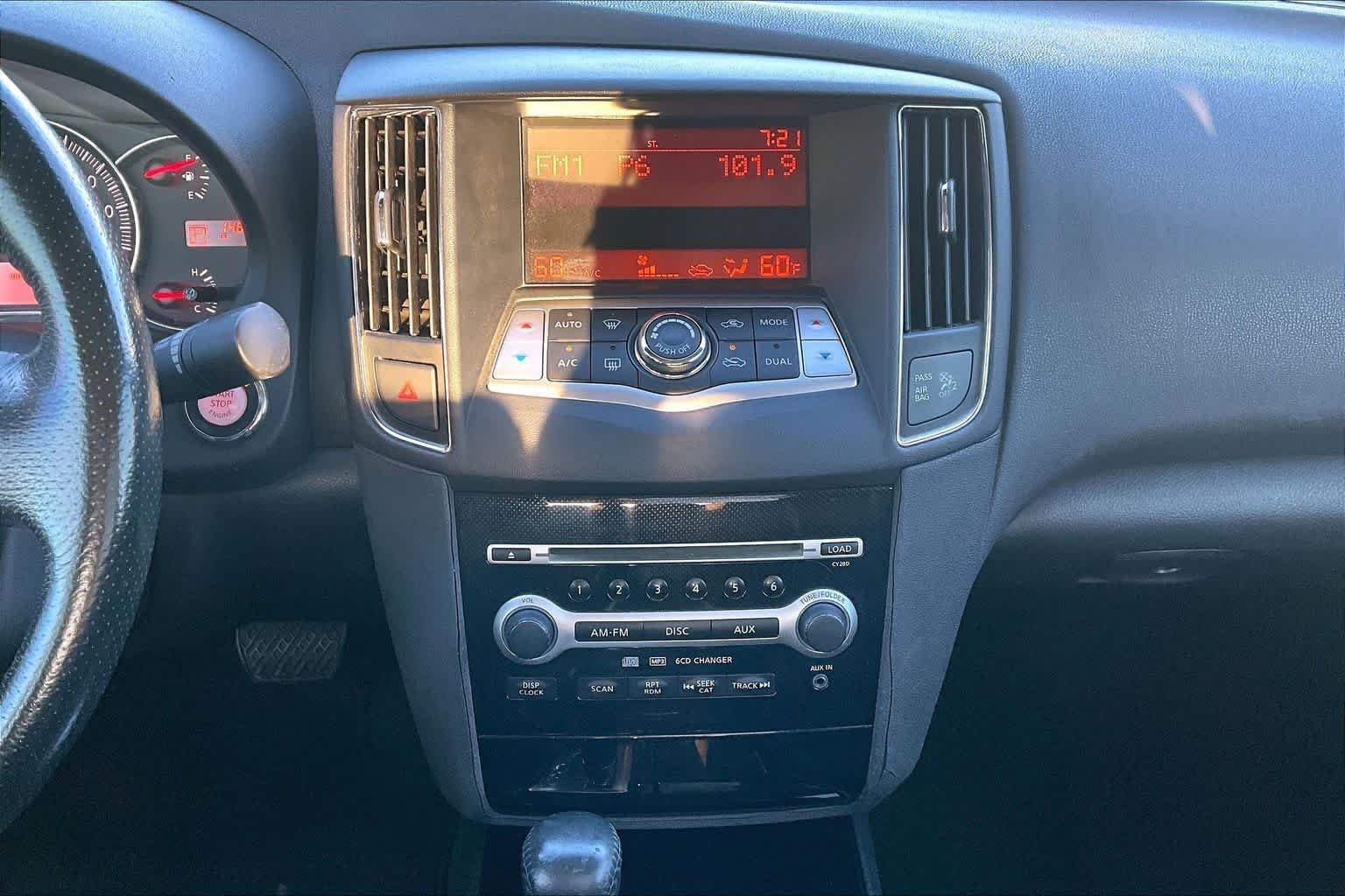 Used 2011 Super Black Nissan 3.5 S image 6