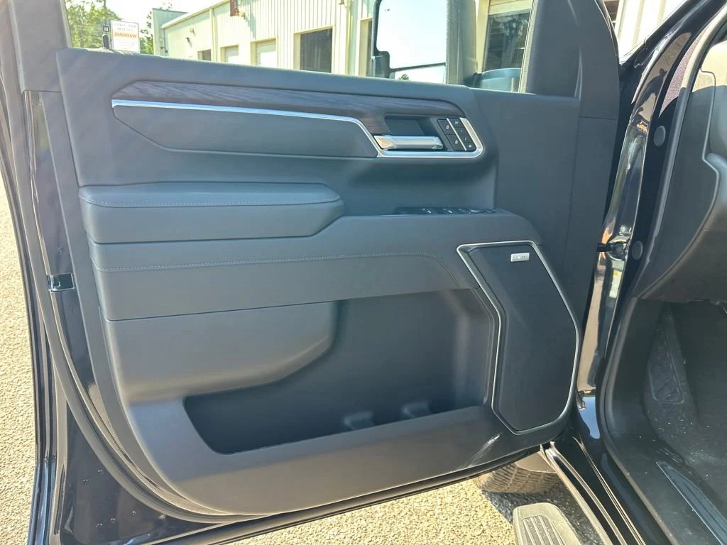 2026 GMC Sierra 2500HD SLT - Photo 11