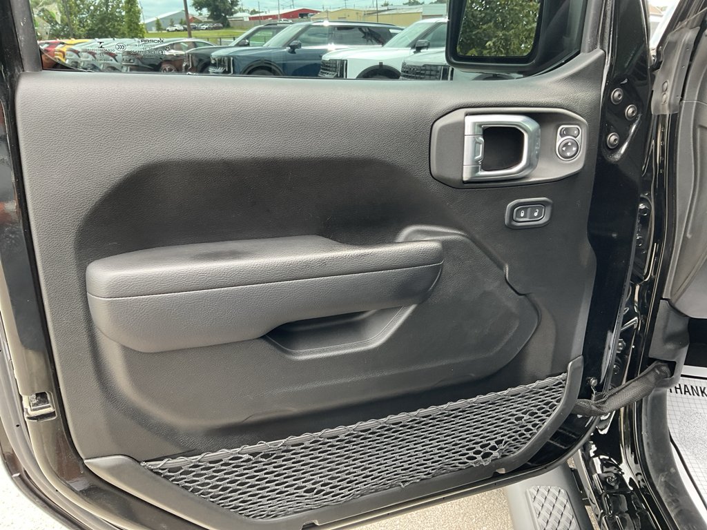 Used 2023 Black Clearcoat Jeep Freedom image 25