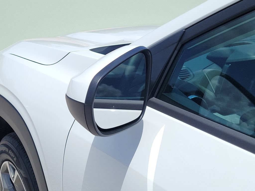 New 2026 Summit White Chevrolet LT image 27