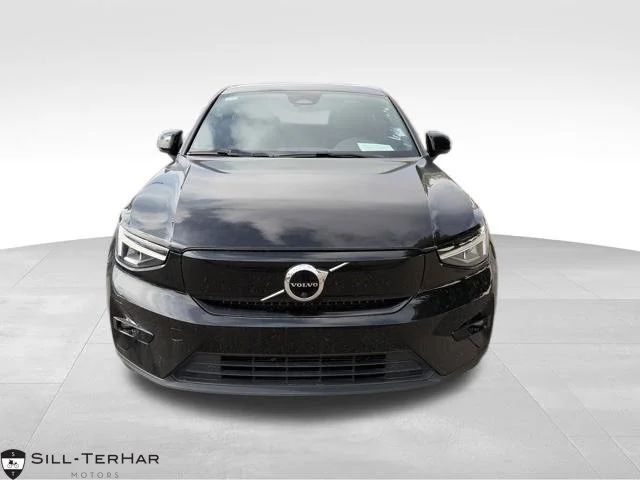 2023 Volvo C40