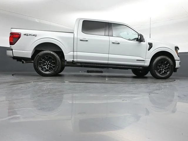 Certified Used 2024 Avalanche Ford XLT image 44