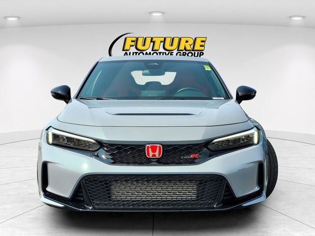 Used 2024  Honda  image 2