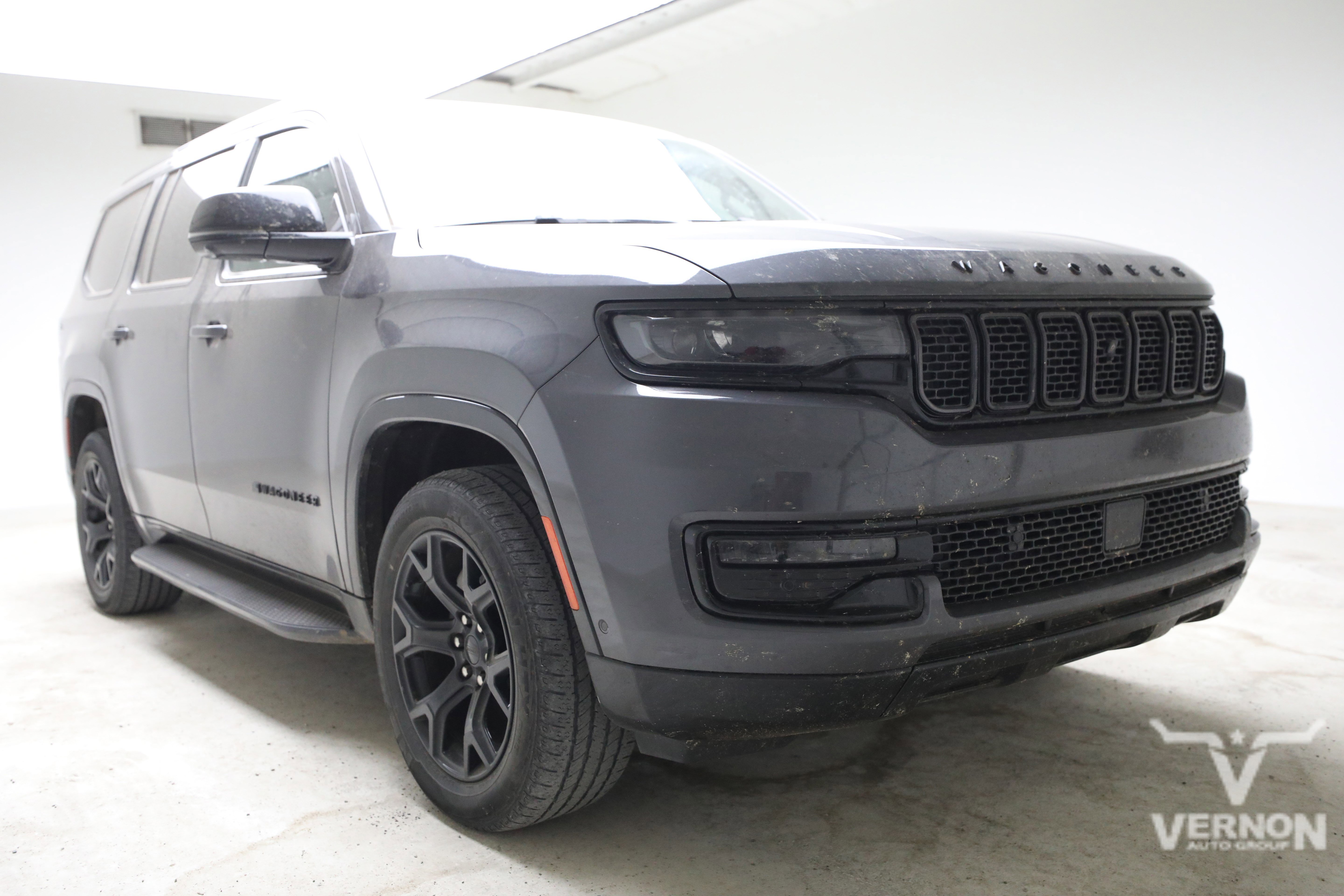 Certified Used 2024 Baltic Gray Metallic Clearcoat Jeep Y image 6