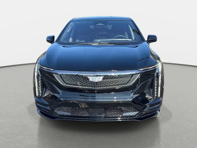 2026 Cadillac OPTIQ V-Series - Photo 8