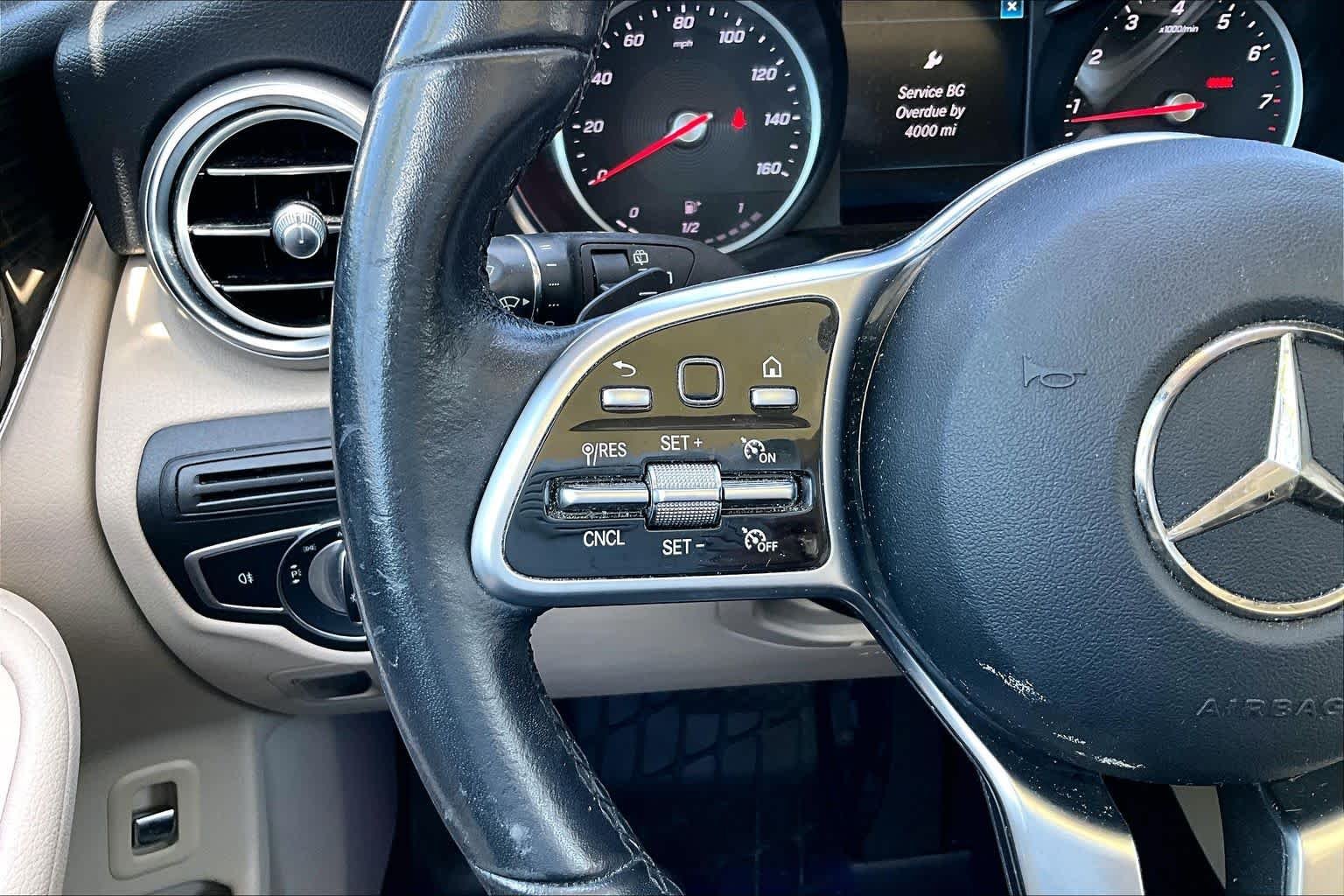 Used 2021 Polar White Mercedes-Benz GLC 300 image 22