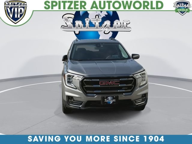 Used 2024 Silver GMC AT4 image 4